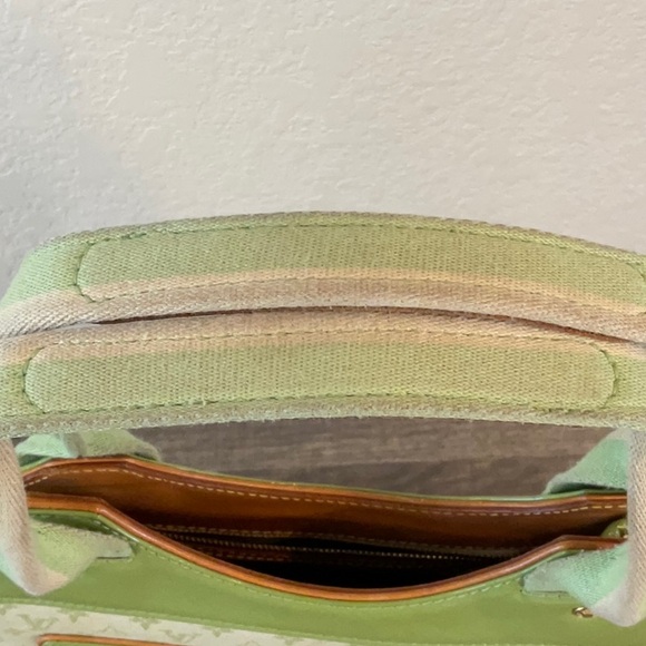 Louis Vuitton Green Kathleen Mini Lin Sac - Picture 16 of 16